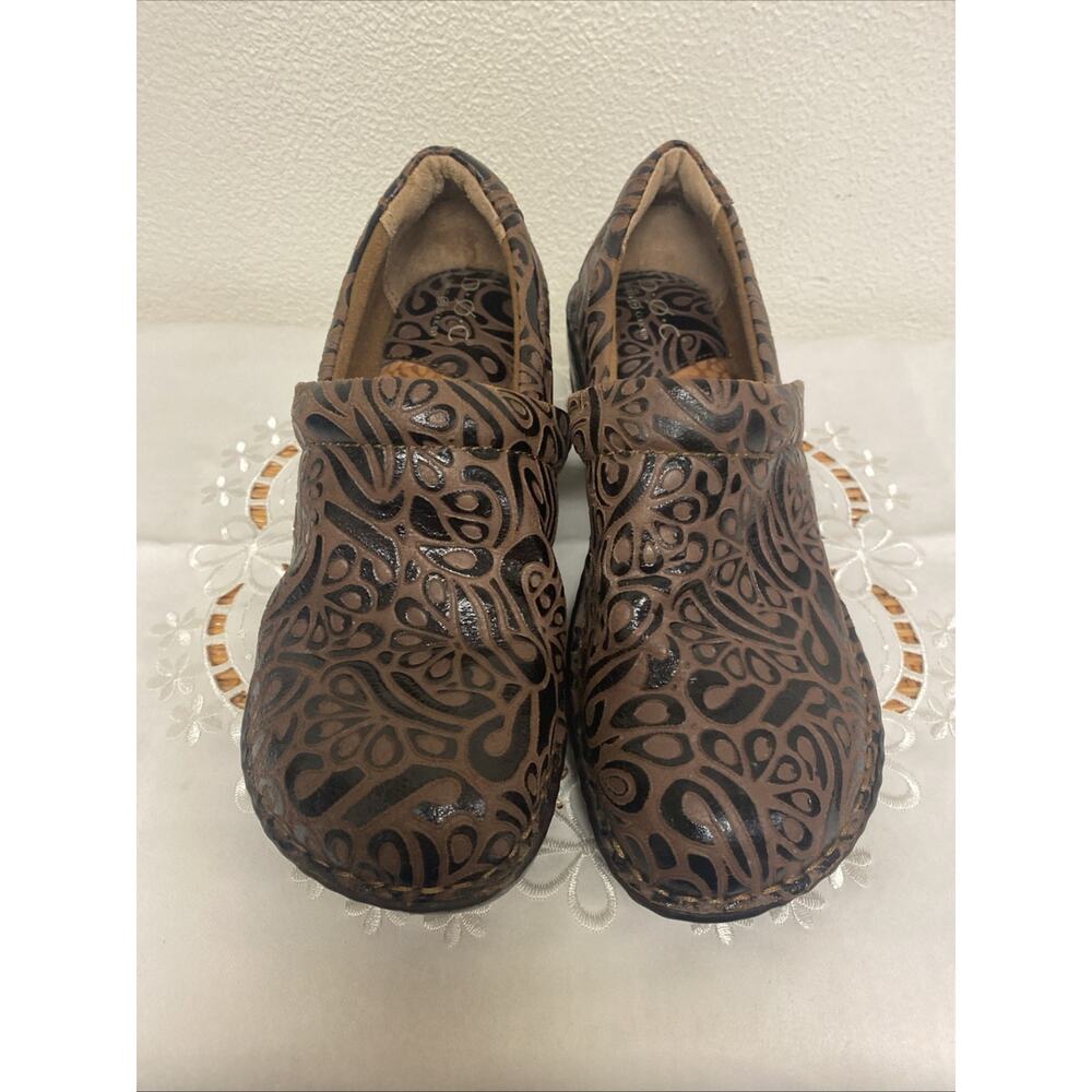 BOC Born Concept Peggy Brown Embossed Leather Clogs Size 8/39 Excellent